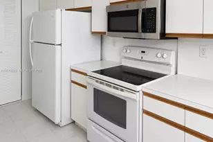 3400 NE 192 St, Aventura, FL 33180 - Photo 20