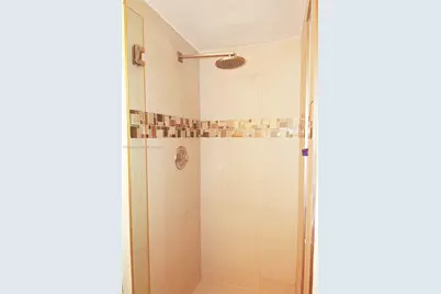 10241 NW 9th St Cir #112-5, Miami, FL 33172 - Photo 36