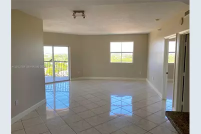 1627 SW 37th Ave #804, Miami, FL 33145 - Photo 4