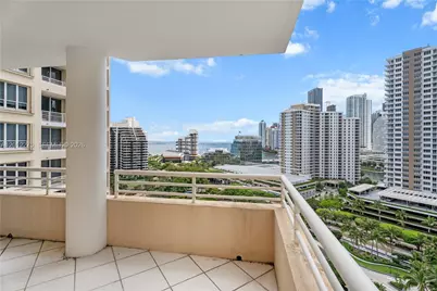 888 Brickell Key Dr #1702, Miami, FL 33131 - Photo 2