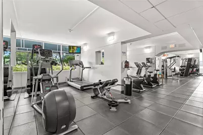 888 Brickell Key Dr #1702, Miami, FL 33131 - Photo 16