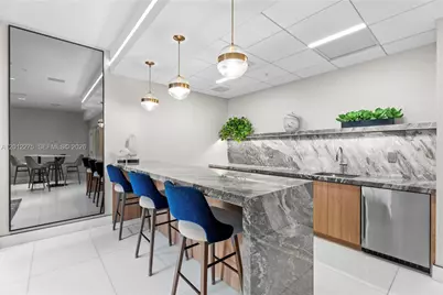 888 Brickell Key Dr #1702, Miami, FL 33131 - Photo 22