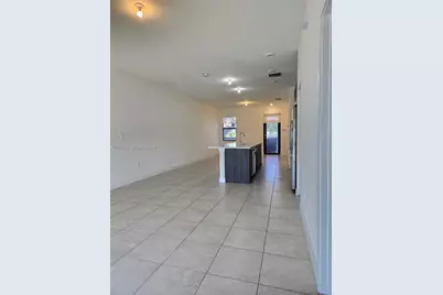 7819 NW 104th Ave #21, Doral, FL 33178 - Photo 6