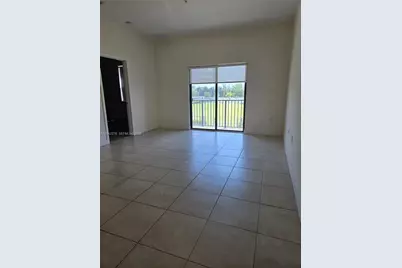 7819 NW 104th Ave #21, Doral, FL 33178 - Photo 8