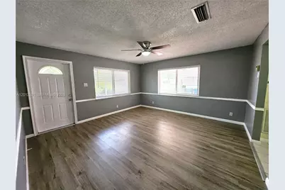 1040 NW 73rd Ter, Margate, FL 33063 - Photo 20