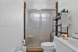 200 NW 87th Ave, Miami, FL 33172 - Photo 18