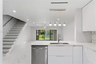 3766 Estepona Ave, Doral, FL 33178 - Photo 8