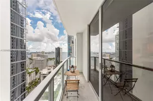 1050 Brickell Ave, Miami, FL 33131 - Photo 10