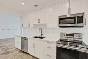90 Edgewater, Coral Gables, FL 33133 - Photo 1