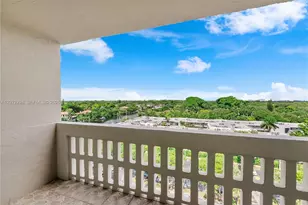 90 Edgewater, Coral Gables, FL 33133 - Photo 24