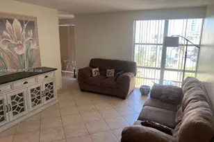 17570 Atlantic Blvd, Sunny Isles Beach, FL 33160 - Photo 2