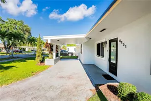 6451 Pershing St, Hollywood, FL 33024 - Photo 4