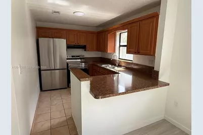 6850 NW 173rd Dr #109, Hialeah, FL 33015 - Photo 2