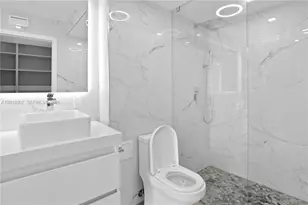 3675 N Country Club Dr, Aventura, FL 33180 - Photo 26
