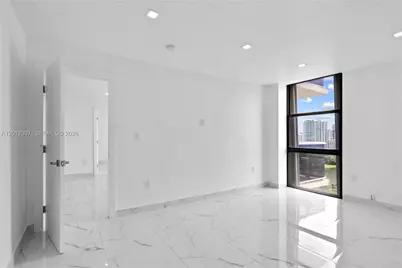 3675 N Country Club Dr #2008, Aventura, FL 33180 - Photo 34