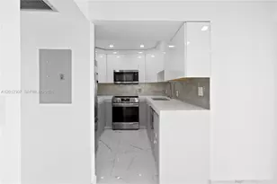 3675 N Country Club Dr, Aventura, FL 33180 - Photo 46