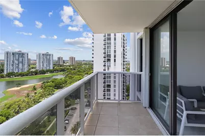 3675 N Country Club Dr #2008, Aventura, FL 33180 - Photo 50