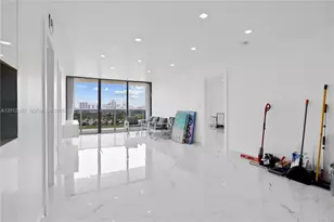 3675 N Country Club Dr, Aventura, FL 33180 - Photo 18