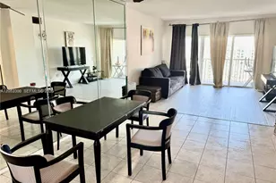 300 Bayview Dr, Sunny Isles Beach, FL 33160 - Photo 2