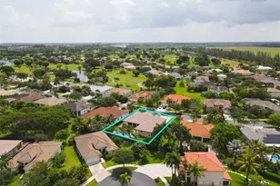 2910 Fairways Dr, Homestead, FL 33035 - Photo 40