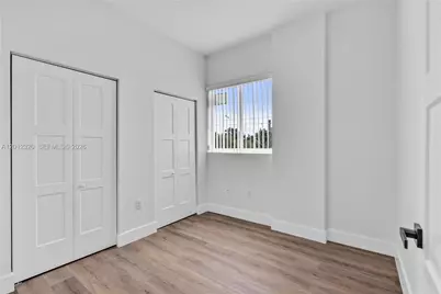 1021 NW 1st St #206, Miami, FL 33128 - Photo 12