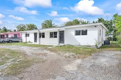 1061 NW 108 Ter #1061, Miami, FL 33168 - Photo 2