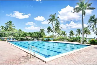 721 NW 170th Ter #721, Pembroke Pines, FL 33028 - Photo 8