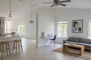 1527 Palermo Dr, Weston, FL 33327 - Photo 14