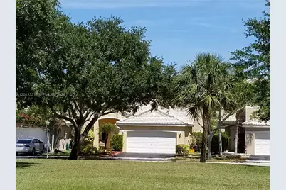 1527 Palermo Dr, Weston, FL 33327 - Photo 2