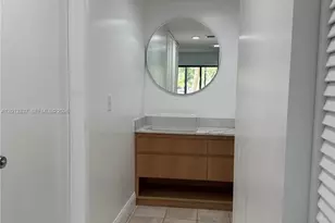 2312 S Cypress Bend Dr, Pompano Beach, FL 33069 - Photo 20