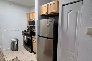 6001 SW 70th St, South Miami, FL 33143 - Photo 12