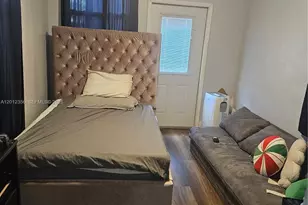 2231 NW 4th Terrace, Miami, FL 33125 - Photo 8