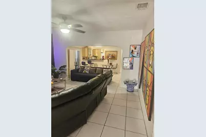 2231 NW 4th Ter, Miami, FL 33125 - Photo 4