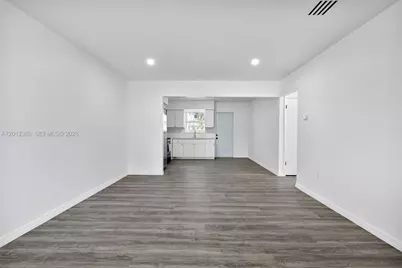 1061 NW 108 Ter #1063, Miami, FL 33168 - Photo 8