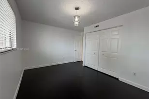 468 NE 206th Ln, Miami, FL 33179 - Photo 6