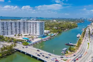 4015 Indian Creek Dr, Miami Beach, FL 33140 - Photo 24