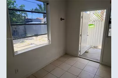 3620 NW 19th St #3, Miami, FL 33125 - Photo 4