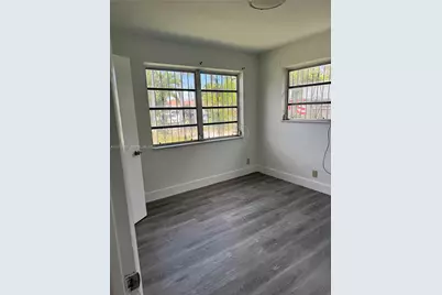 2620 SW 53rd Ave, West Park, FL 33023 - Photo 4