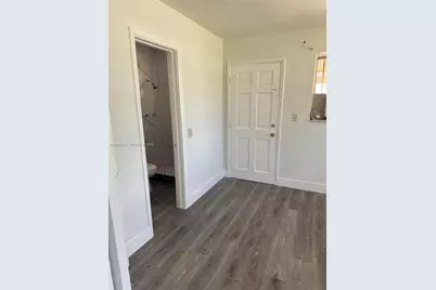 2620 SW 53rd Ave, West Park, FL 33023 - Photo 10