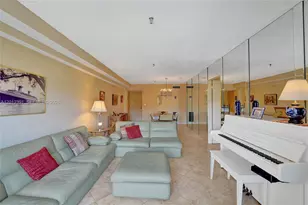 250 181 Dr, Sunny Isles Beach, FL 33160 - Photo 12