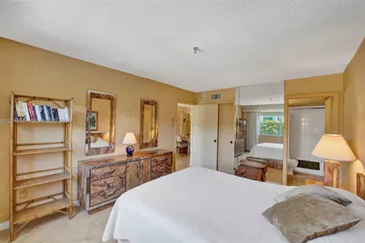 250 181st Dr #214, Sunny Isles Beach, FL 33160 - Photo 28