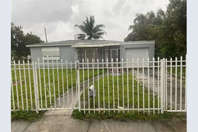 1070 NW 147th St, Miami, FL 33168 - Photo 2