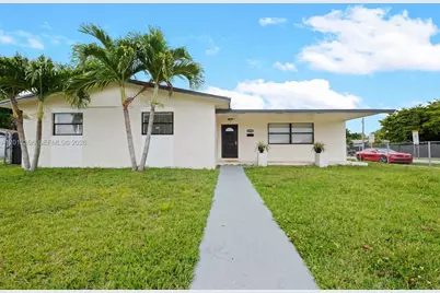 11950 SW 199th St #1, Miami, FL 33177 - Photo 1