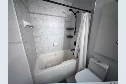 133 NE 2nd Ave #2003, Miami, FL 33132 - Photo 8
