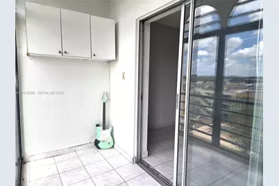 4670 W 13th Ln #507, Hialeah, FL 33012 - Photo 14