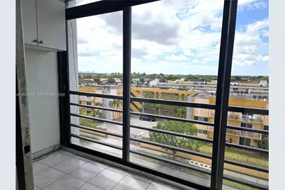 4670 W 13th Ln #507, Hialeah, FL 33012 - Photo 10