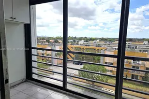 4670 W 13th Ln, Hialeah, FL 33012 - Photo 10