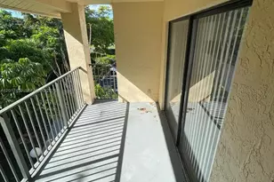 9999 Summerbreeze Dr, Sunrise, FL 33322 - Photo 18