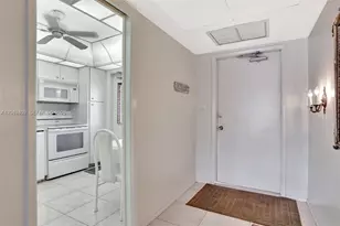 3091 N Course Dr, Pompano Beach, FL 33069 - Photo 2