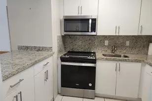 8990 SW 24th St, Miami, FL 33165 - Photo 4